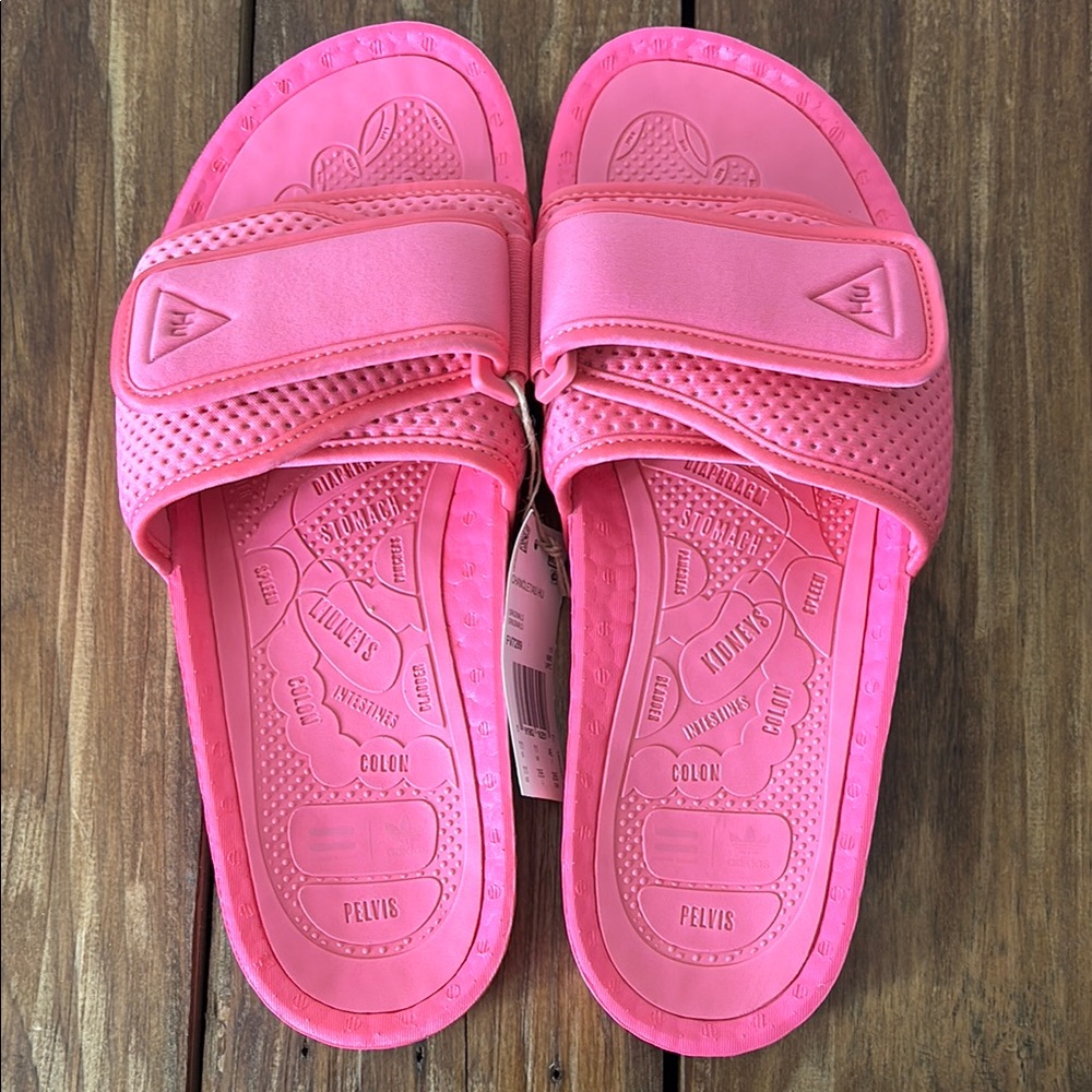 NWT Men’s Adidas Pharrell Williams Chancletas HU Slides